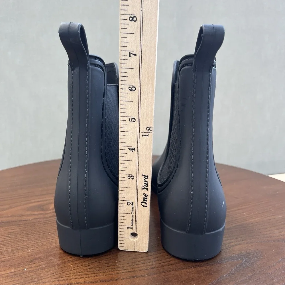 Jeffrey Campbell Chelsea Boots Women's 10 Black Rubber Ankle Rain Pull On Bootie